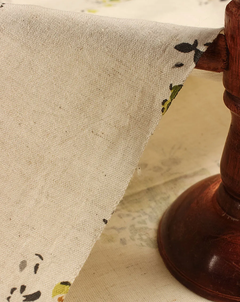 ( Pre Cut 85 CM ) Floral Screen Print Flex Cotton Fabric