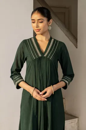 Aiza Kurta
