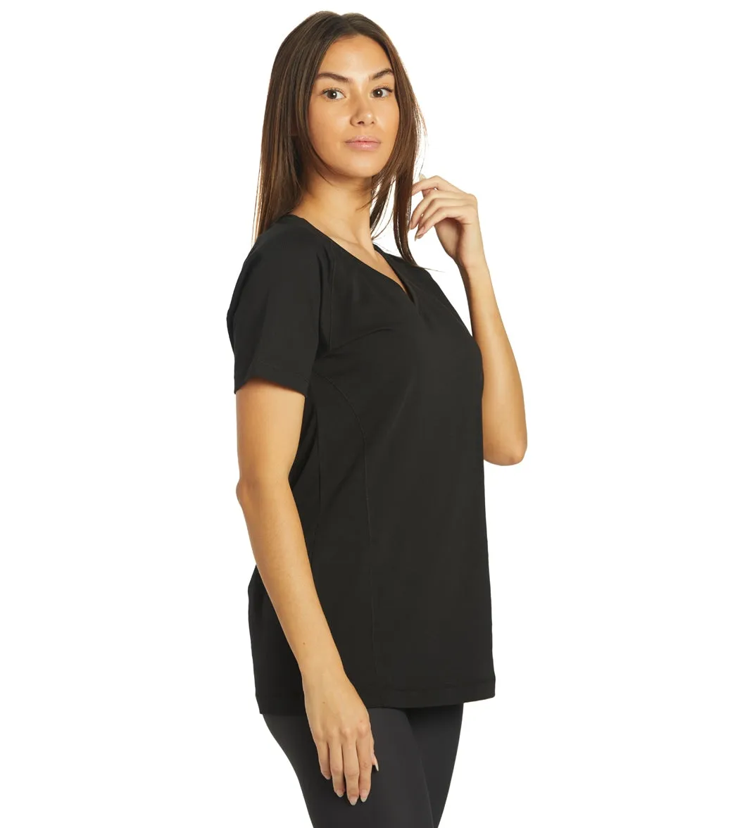 Arena Women's Team Line Short Sleeve V Neck T Shirt Black No Logo