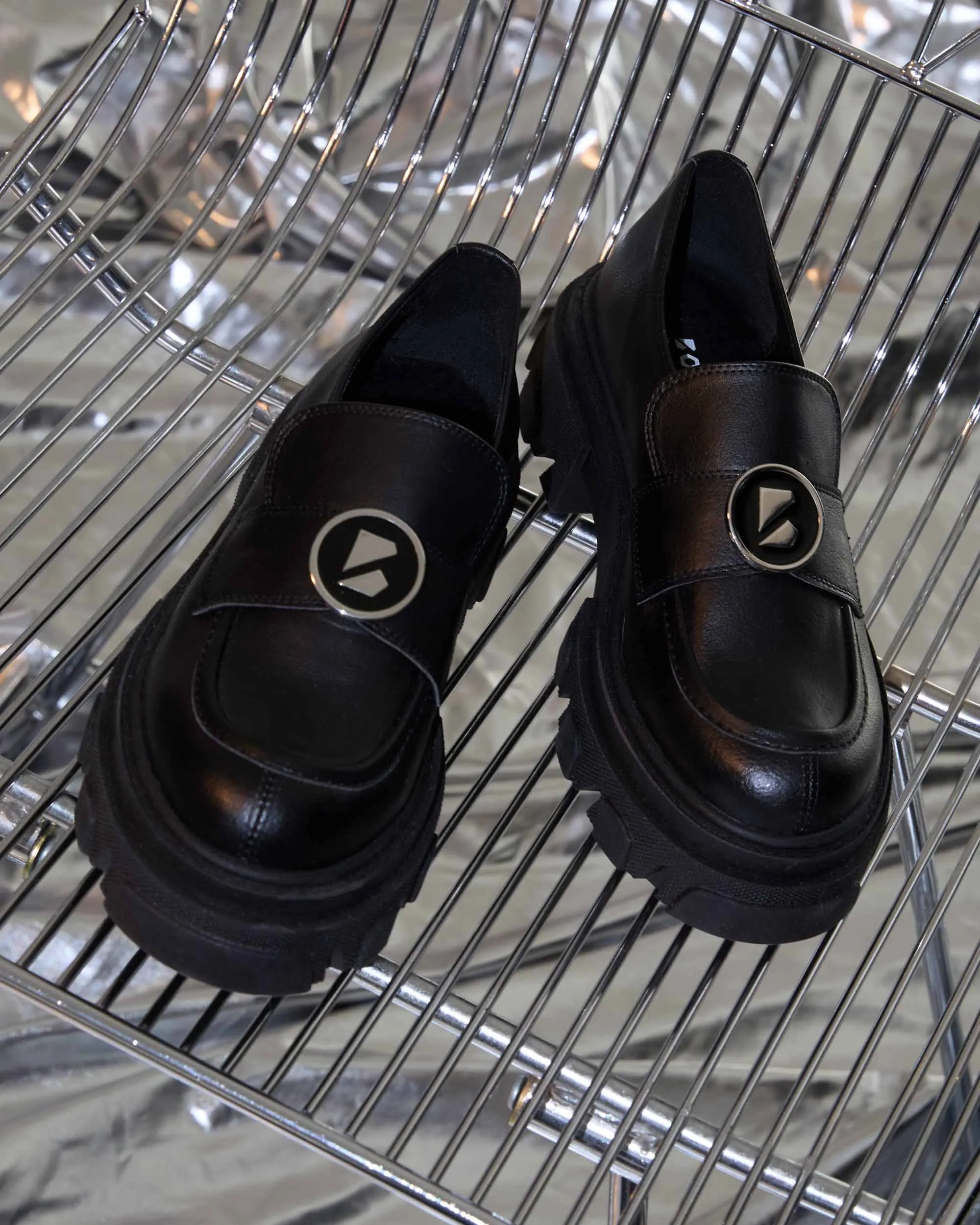 Blocky Loafers made of grape-based vegan leather