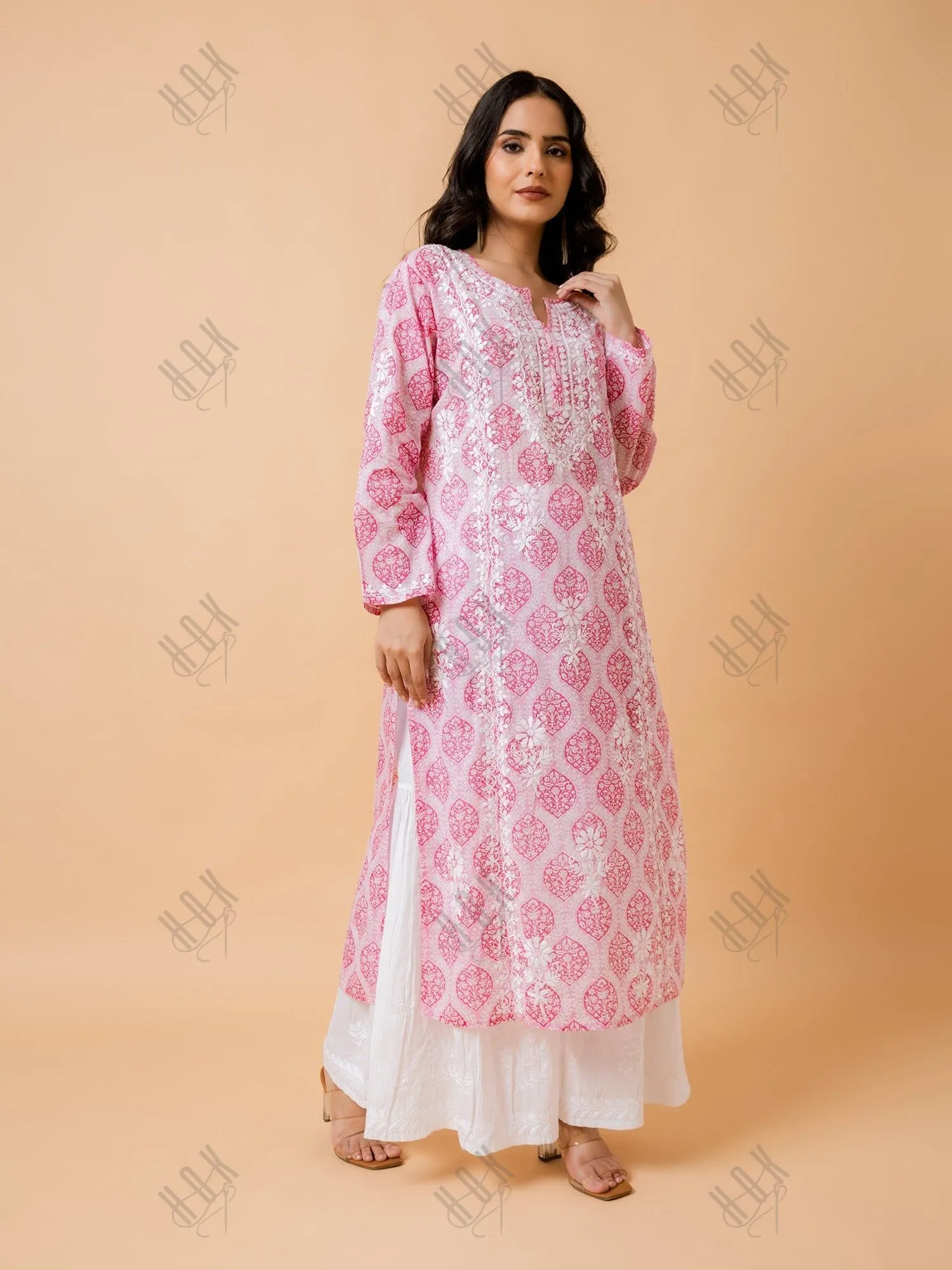 Fizaa Chikankari Kurta in Mul cotton in Pink Print