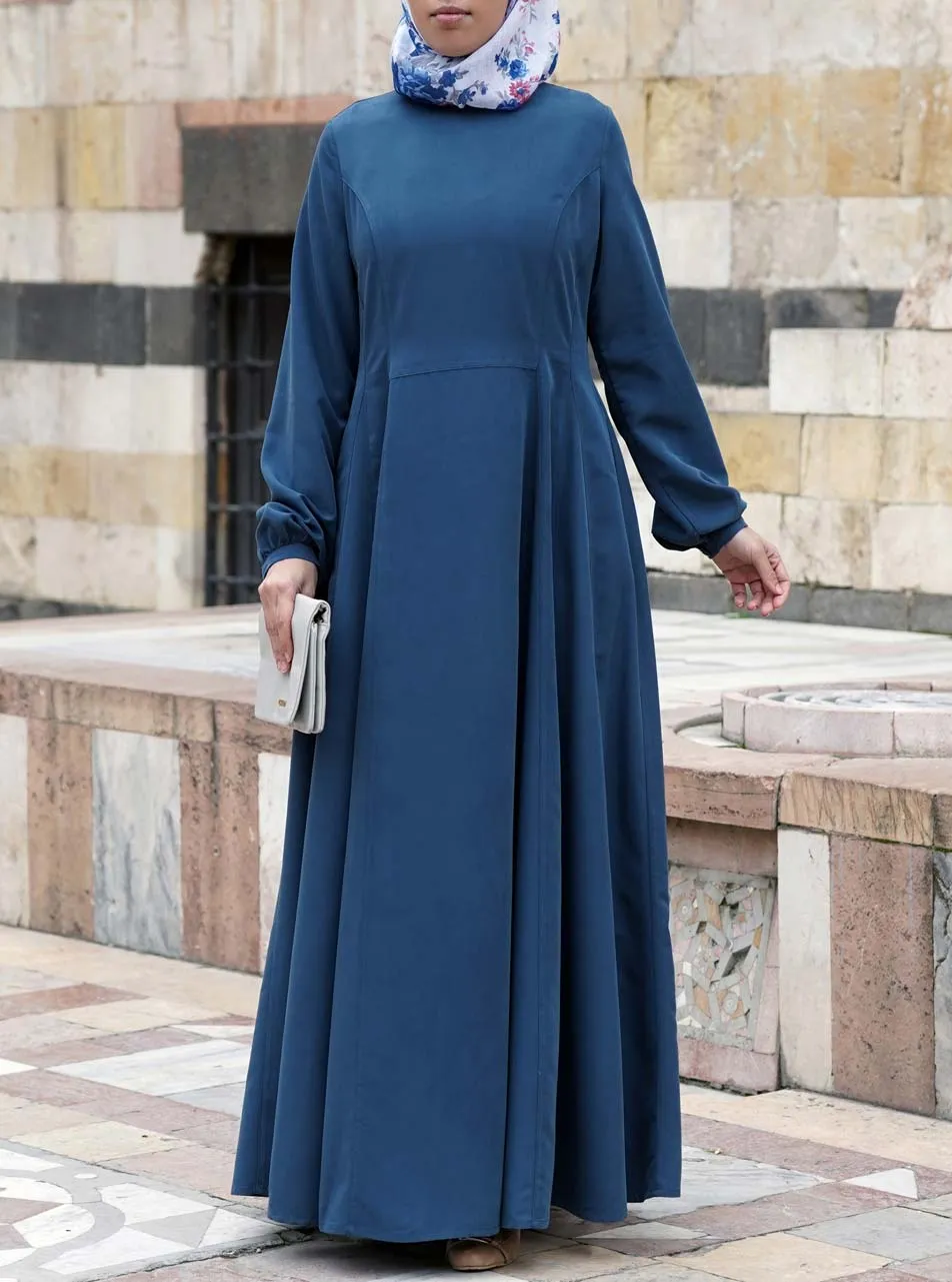 Nouria Abaya