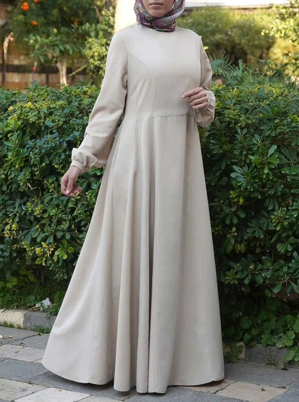 Nouria Abaya