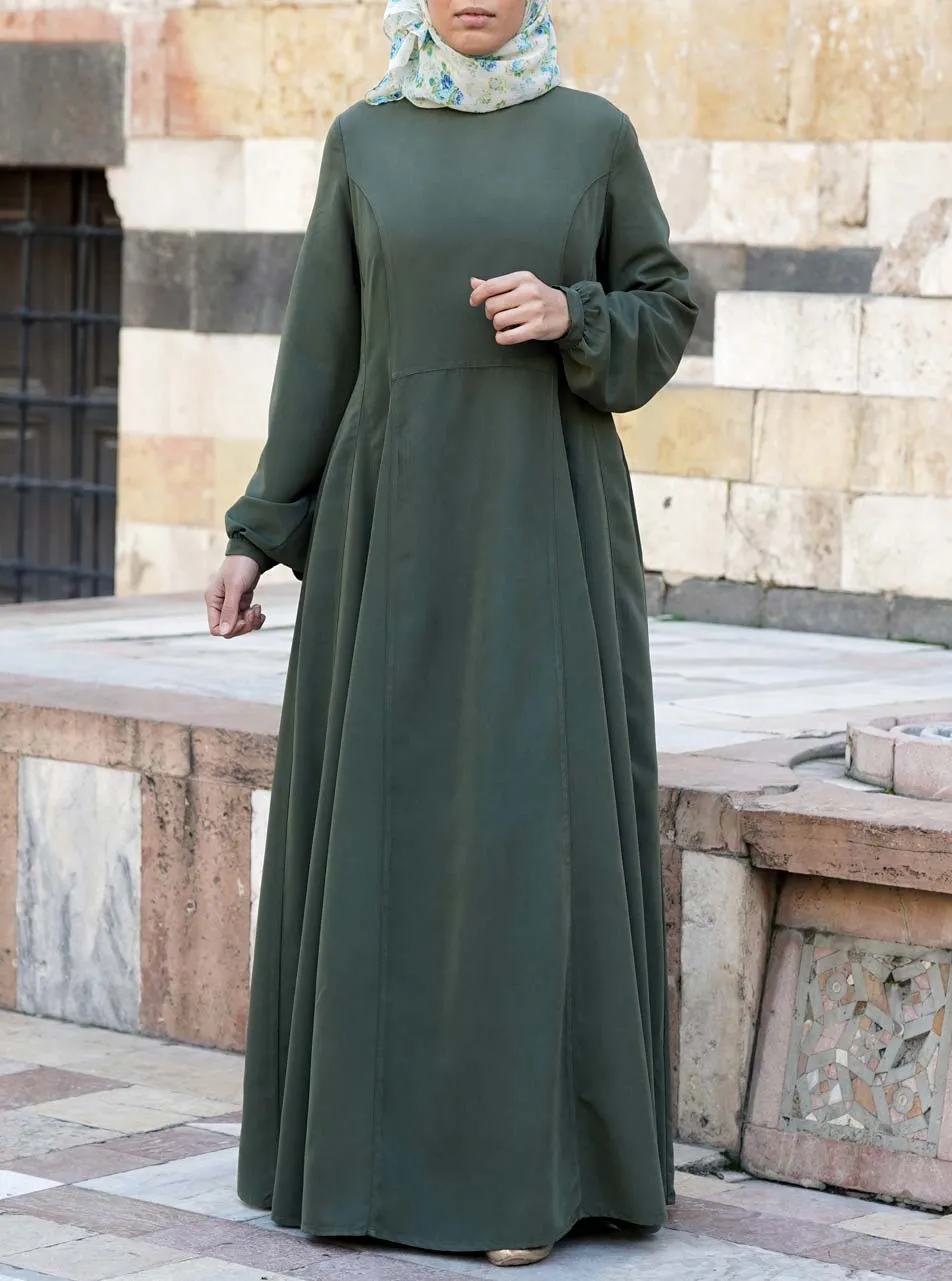 Nouria Abaya