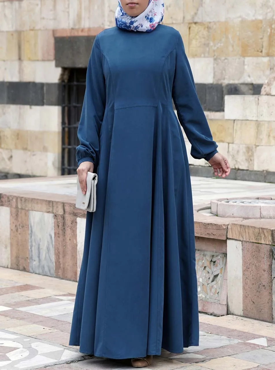 Nouria Abaya