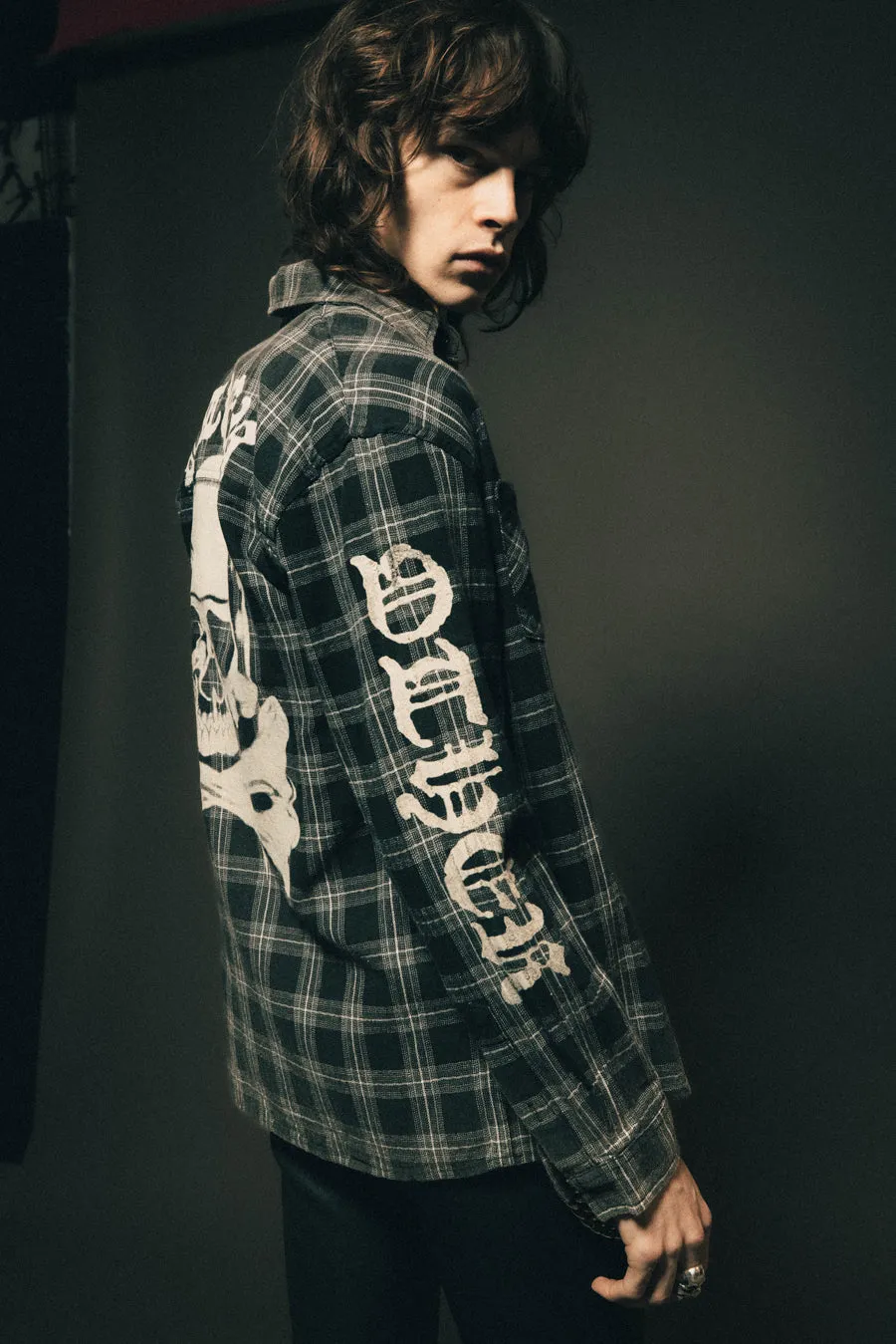 The Skull & Crossbones Vintage Flannel Shirt | Worn Black