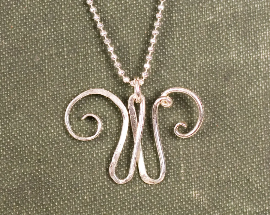 W necklace
